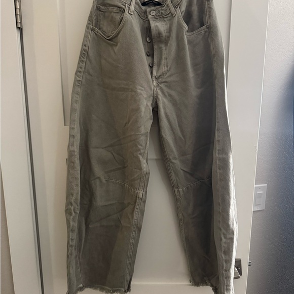 Women's Wide-Leg Jeans in Gray - Picture 3 of 5